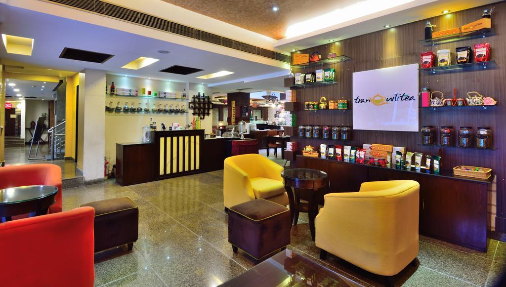 Crossroads Hotell Gurgaon Exteriör bild