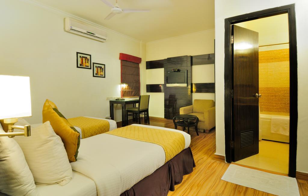 Crossroads Hotell Gurgaon Exteriör bild